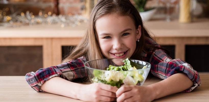 Dieta sensoryczna – zabawy z dzieckiem w domu i na zewnątrz